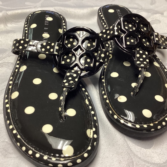 Kelly & Kate black &white sandals POLKA DOTS. SIZE 7/1/2 new - Picture 3 of 8